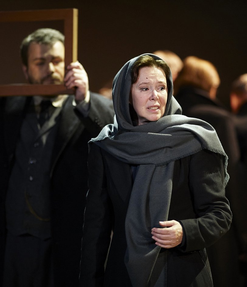 Фото с сайта театра Маяковского