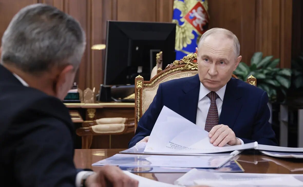    Владимир Путин и Сергей Меняйло Фото: Администрация Президента России Владимир Новиков