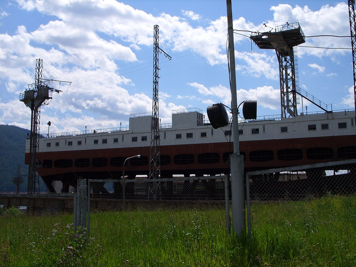 Судовозная камера. Источник фото: ru.wikipedia.org Авторство: LxAndrew. Собственная работа, CC BY-SA 4.0, https://commons.wikimedia.org/w/index.php?curid=36598838