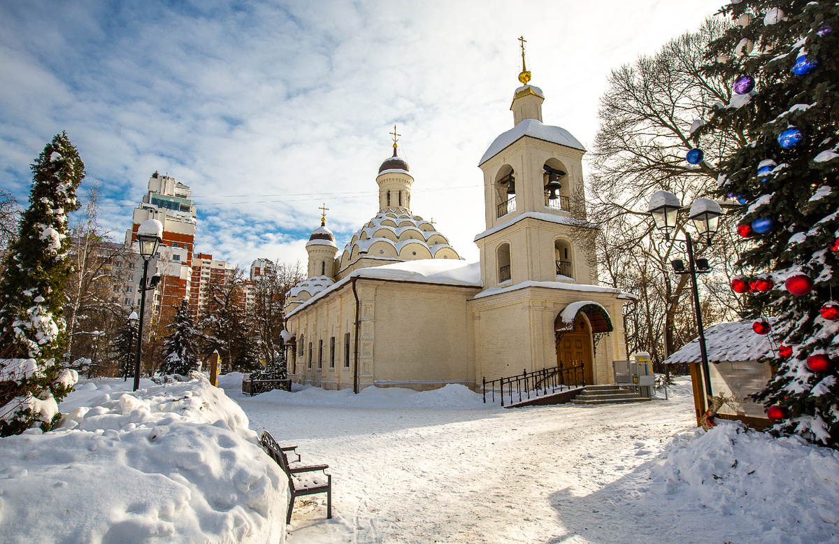 Церковь Живоначальной Троицы в Хорошёве. Москва. Фото автора статьи 