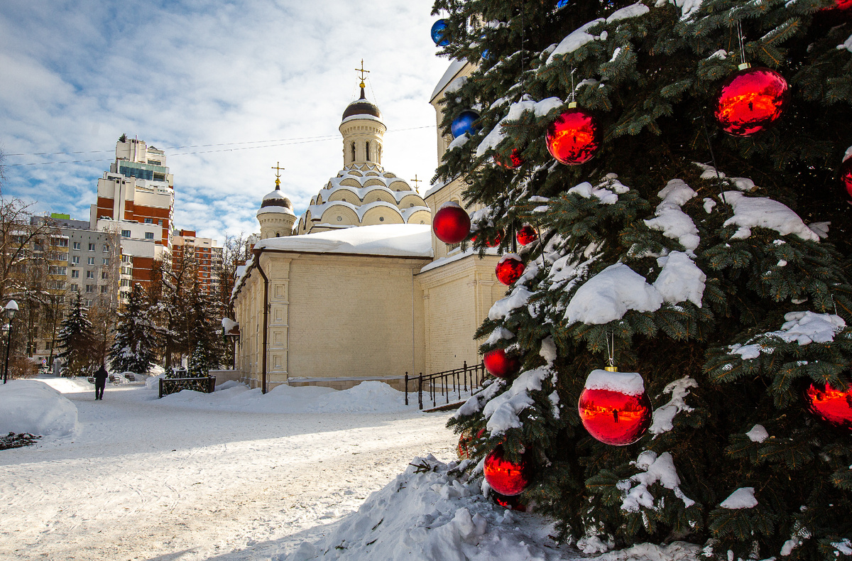 Церковь Живоначальной Троицы в Хорошёве. Москва. Фото автора статьи 