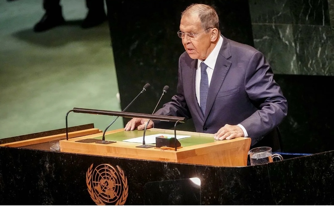 "Я сказал : денацификация до конца! А вы что подумали? ".