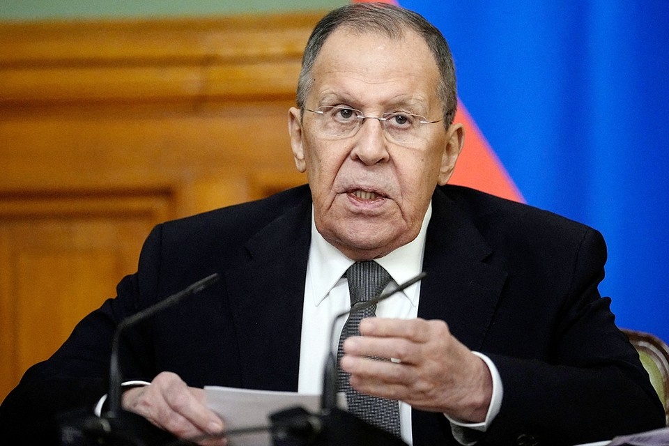    Достигнутое в американском Анкоридже понимание, заметил Сергей Лавров, остается на столе REUTERS