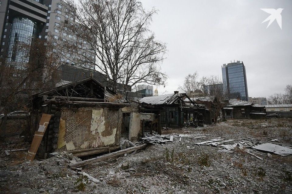    Дети жили в полуразвалившемся доме Алексей БУЛАТОВ