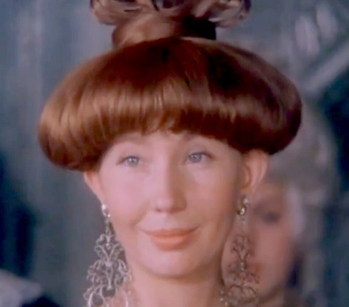 Принцесса Августа из сказки «Кольца Альманзора» (1977). Скриншот.