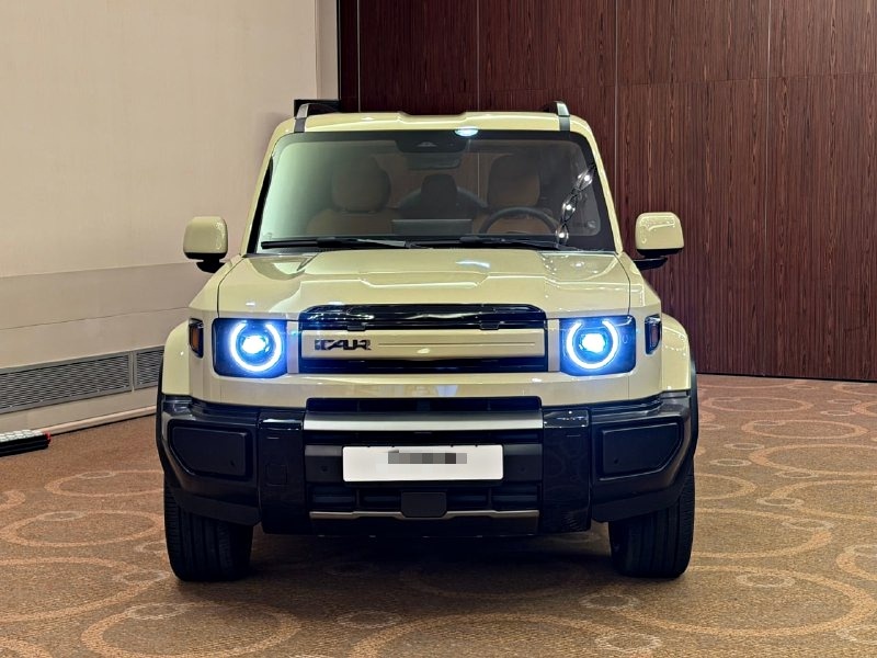 Схожесть с Land Cruiser 70 и рамный кузов: в России появится новый 5-метровый кроссовер Icaur V27