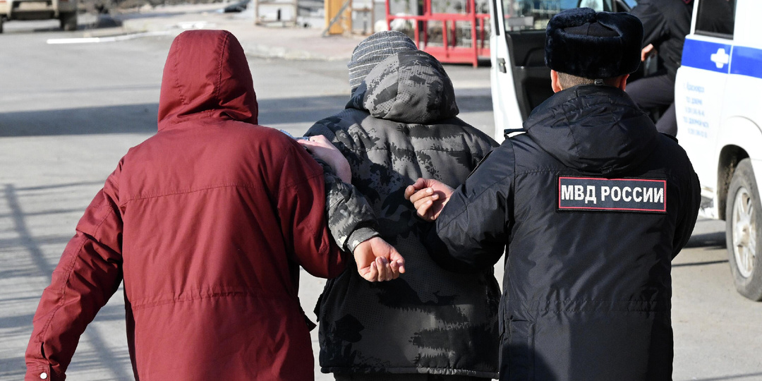 Мигрантов начнут сажать в тюрьму за подделку справок о ВИЧ