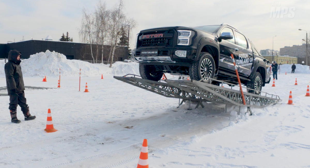 В оснащении - комплекс систем активной безопасности.