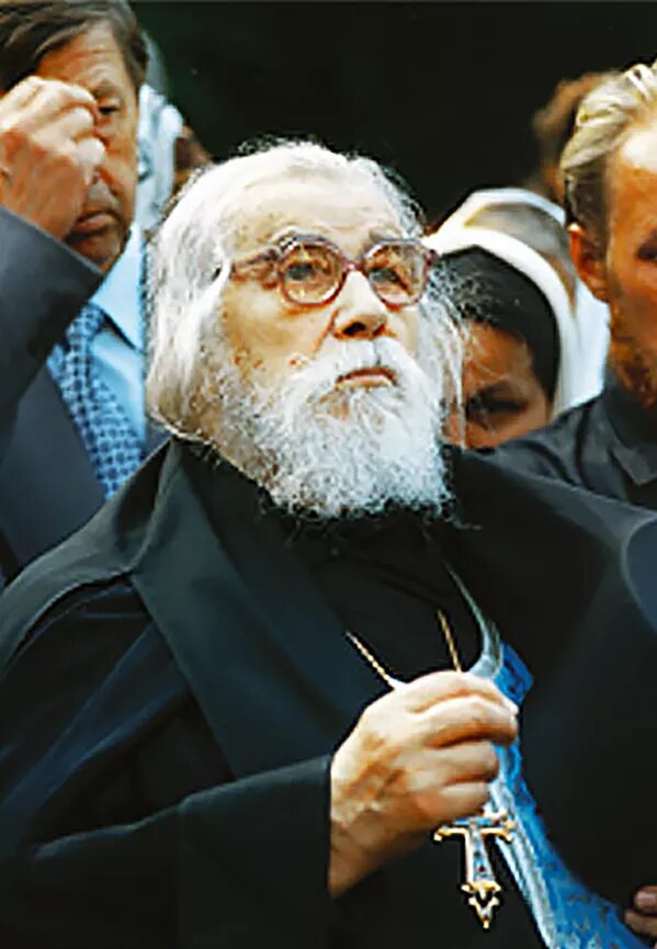 Архимандрит Иоанн Крестьянкин | CC BY-SA 4.0 / Псково-Печерский монастырь (sharpened) / John Krestiankin