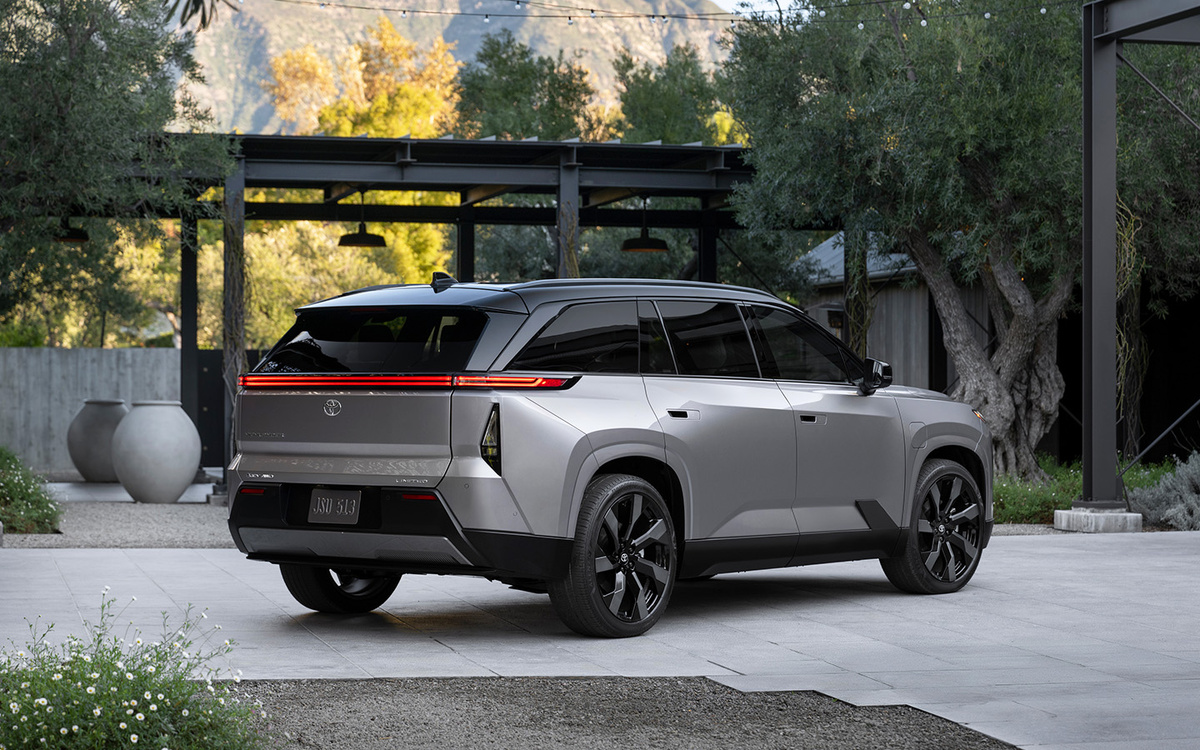 Toyota📷Toyota Highlander