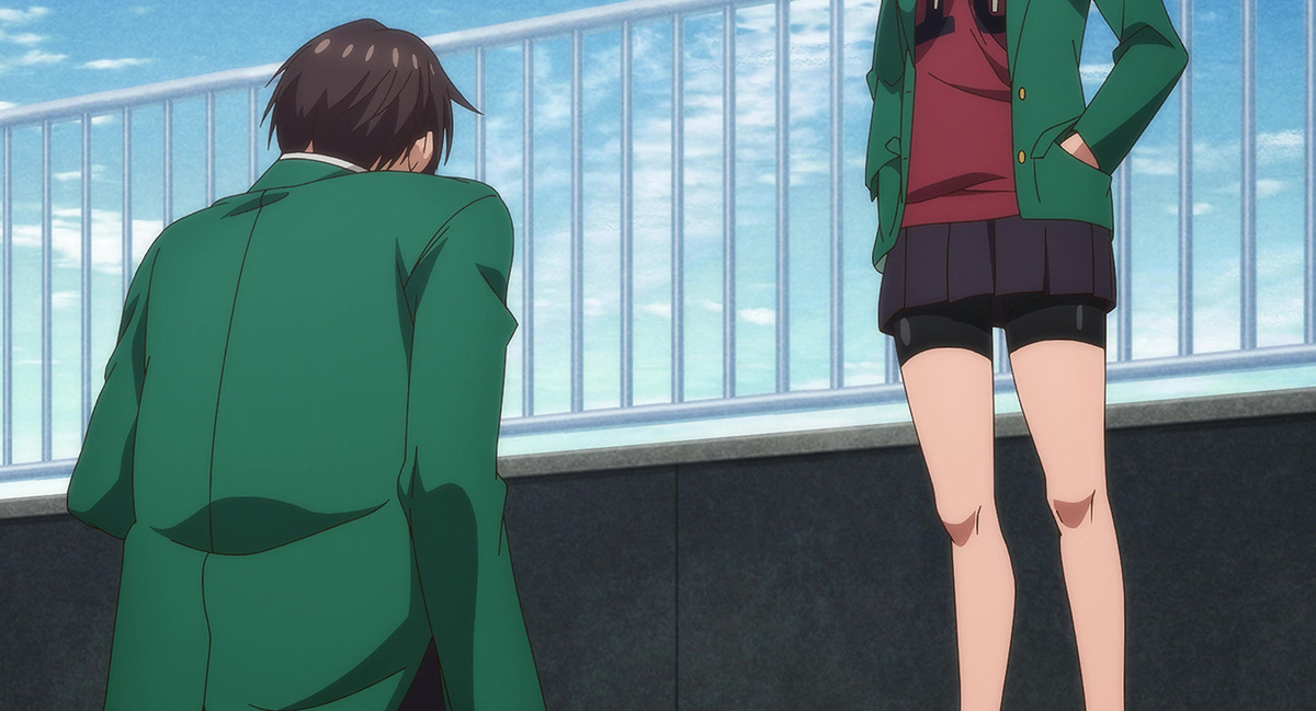 Джун и Томо на крыше школы, запоздалое и травмоопасное признание. Кадр из аниме «Томо — девушка!» / Tomo-chan Is a Girl! (2023). © Fumita Yanagida / Kodansha / Lay-duce