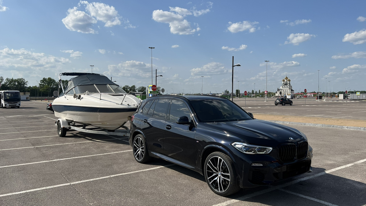 BMW X5 G05: Король не уходит на каникулы