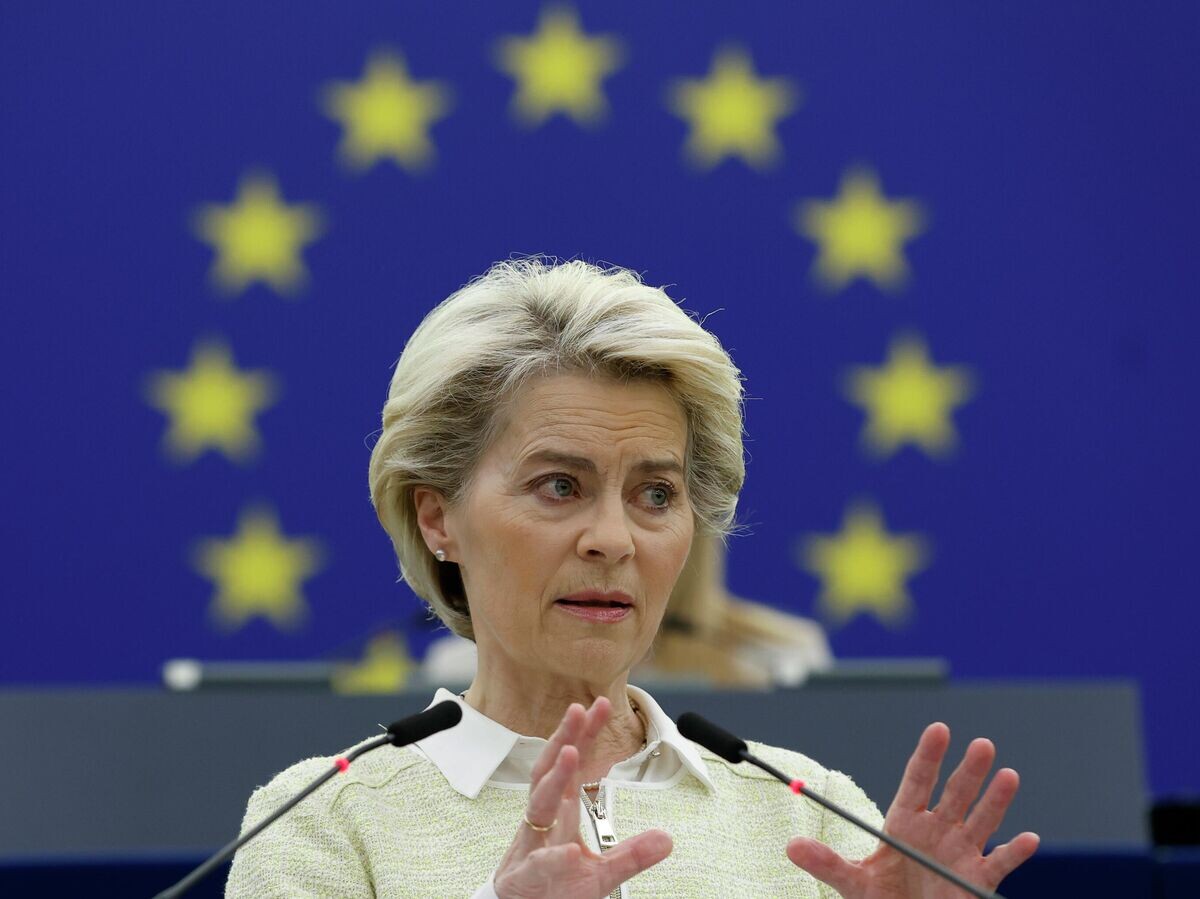    Председатель Европейской комиссии Урсула фон дер Ляйен© AP Photo / Jean-Francois Badias