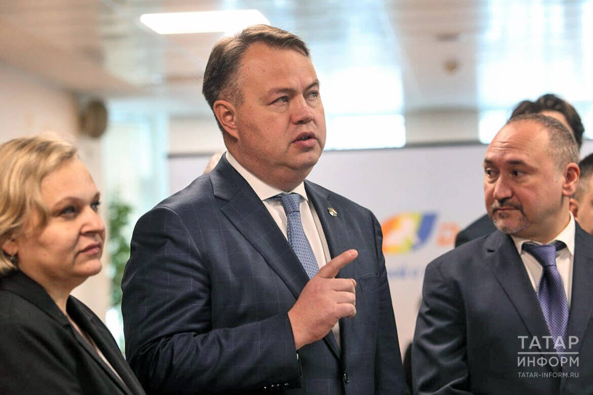 В ДРКБ состоялся итоговый медицинский совет с участием Альмира АбашеваФото: © Михаил Захаров / «Татар-информ»