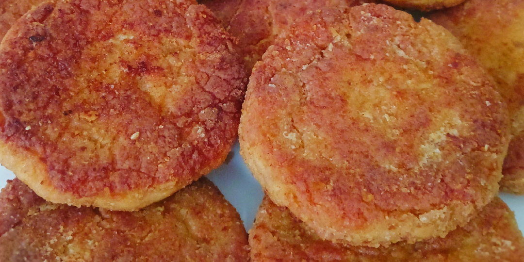 Рыбные котлеты аля "наггетсы". Все дело в сухариках. Понравятся даже тем, кто рыбу не любит.