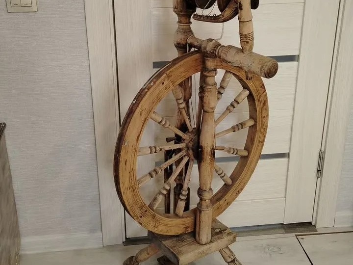 Съездили к маме. Ремонт прялки. Весна пришла