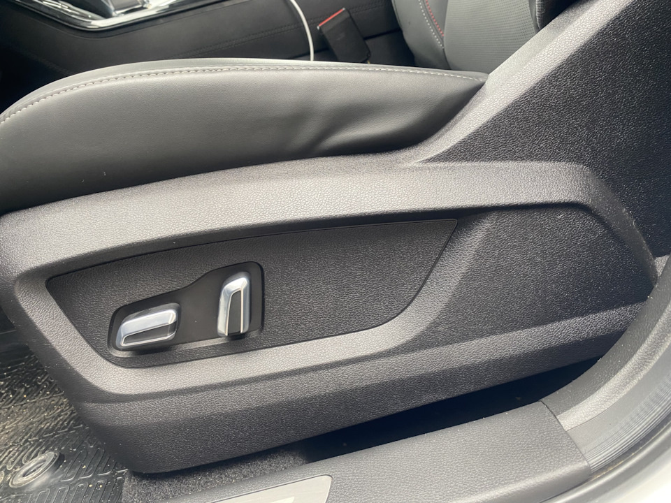 Проминание сиденья водителя