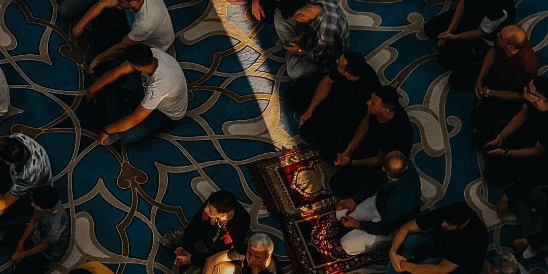 Передают со слов ‘Абдуллаха бин Маc‘уда, да будет доволен им Аллах