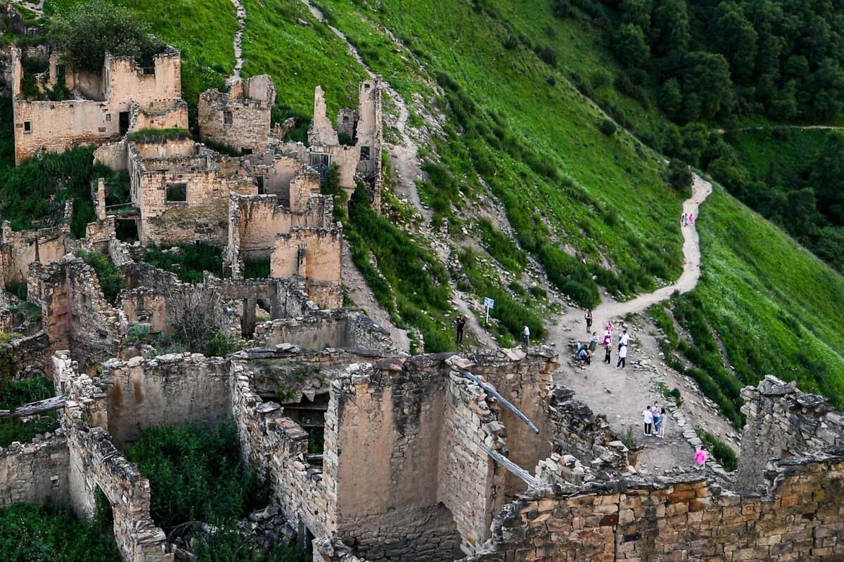 Аул-призрак Гамсутль

© Николай Михальченко/ ТАСС