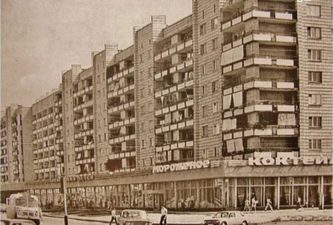 Детское кафе на бульваре. 