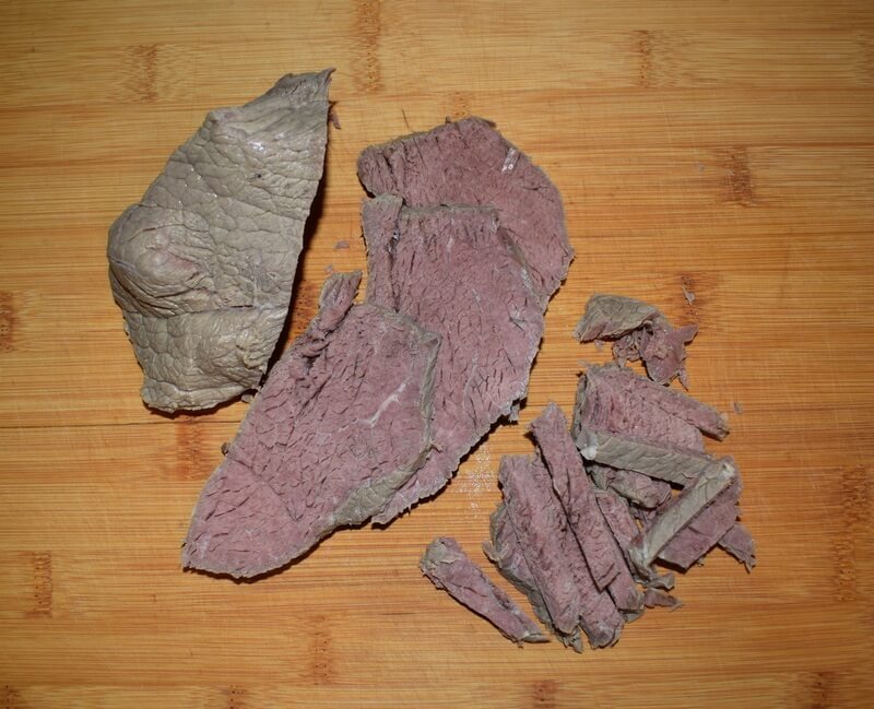 Подготавливаем говядину