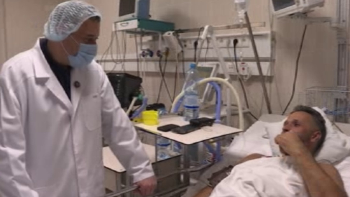    Владимир Путин наградил Орденом Мужества оператора ВГТРК, раненному в курском приграничье