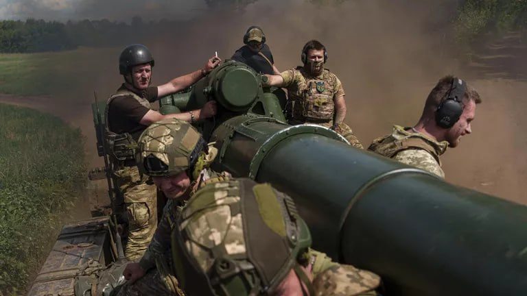    © AP Photo / Evgeniy Maloletka Редакция