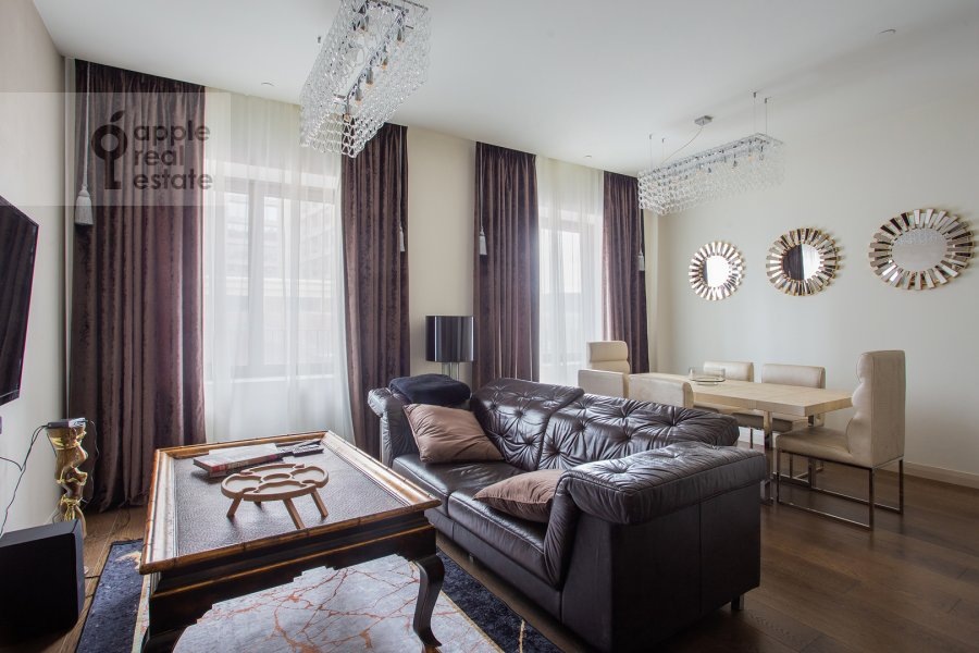 Фото из архива Apple Real Estate