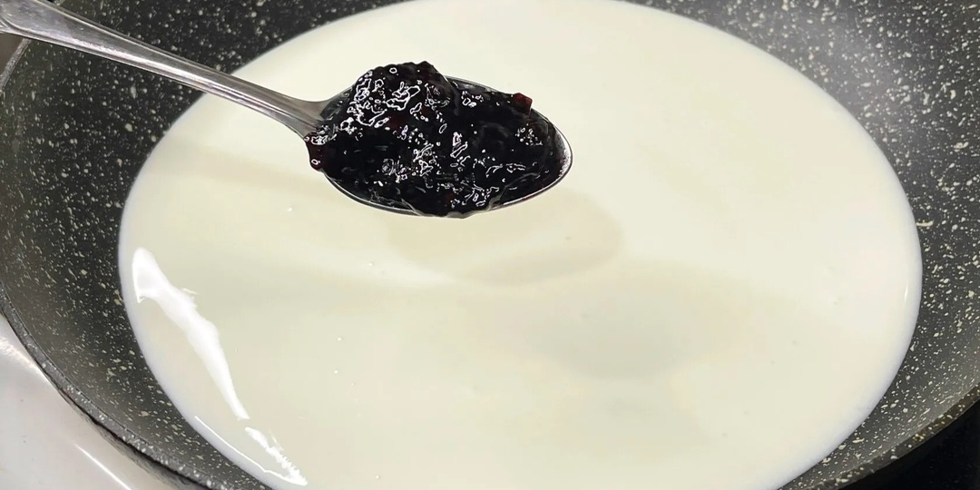 Добавляю 1 ложку варенья в кипящее молоко: этот рецепт покоряет всех, кто пробует