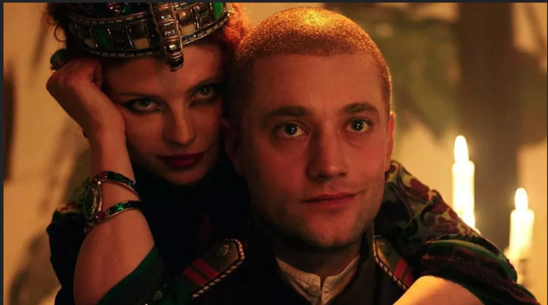 скрин из фильма "Крылья Империи"