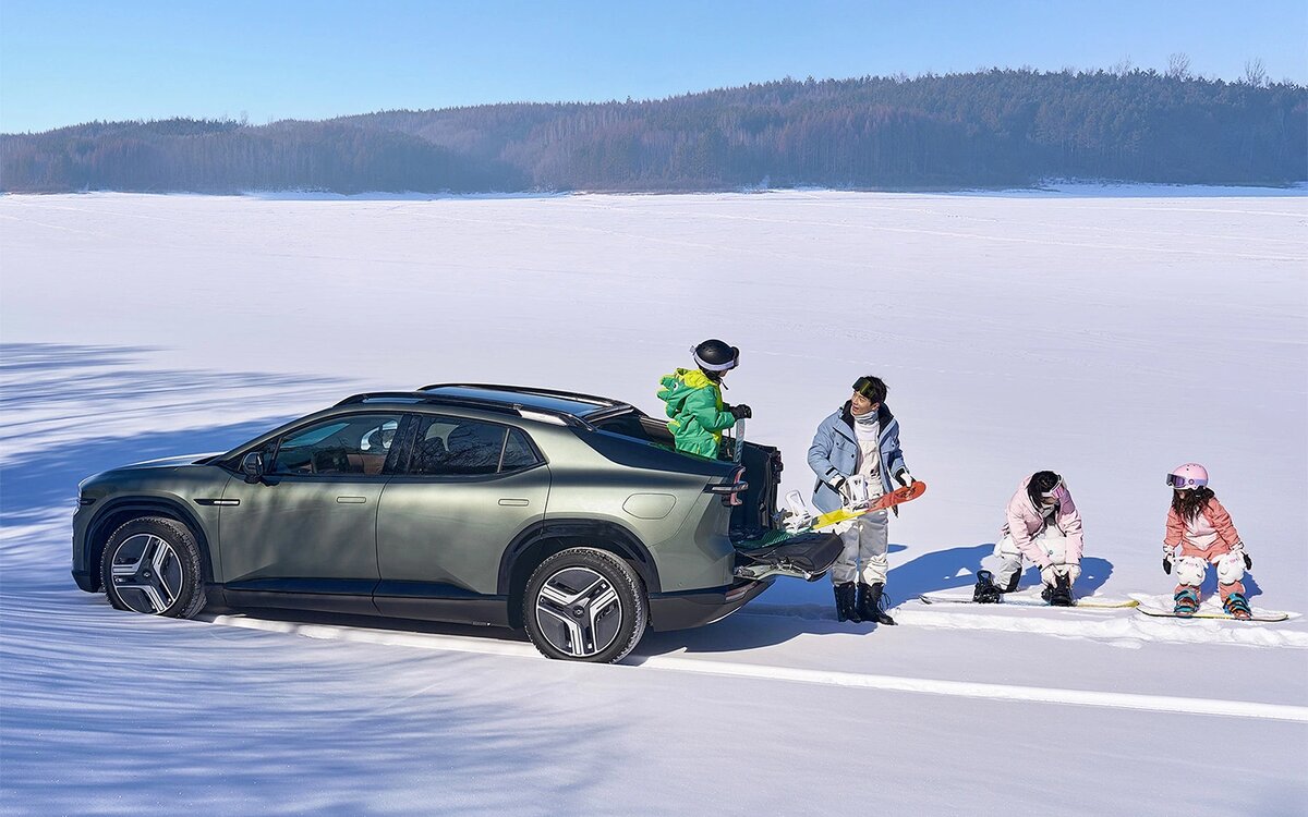 Qiyuan E07. Буквально вчера — концепт, а сегодня — серийный (Фото: Changan)