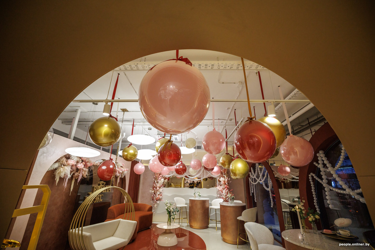 Листайте вправо, чтобы увидеть больше изображений