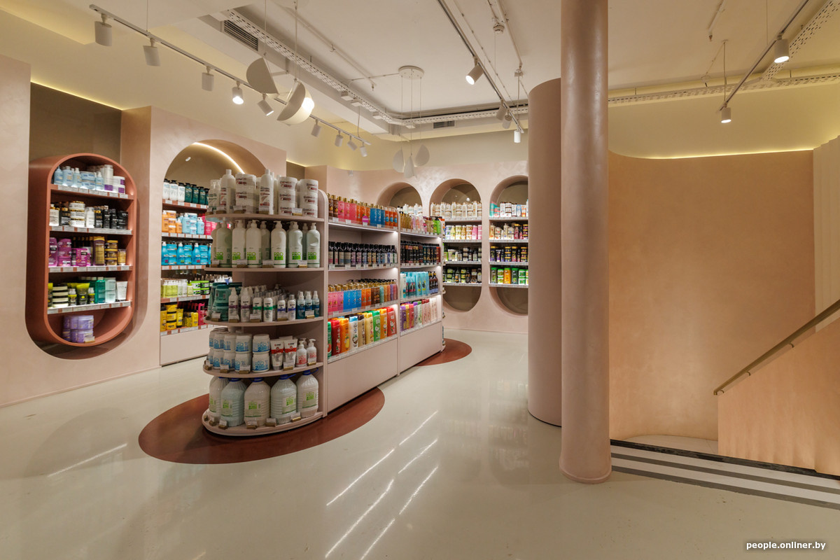 Листайте вправо, чтобы увидеть больше изображений