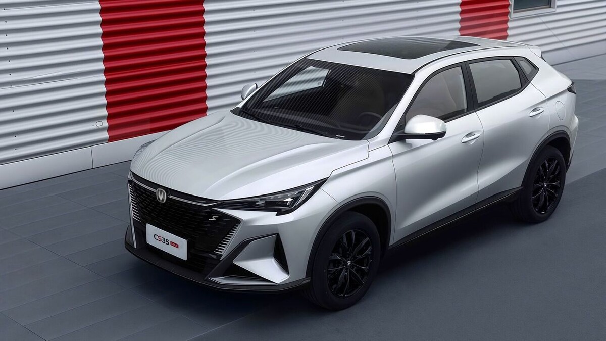    Changan CS35Max. Фото Changan