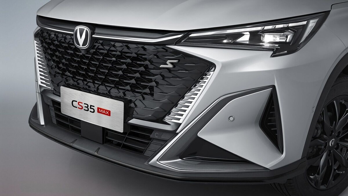    Changan CS35Max. Фото Changan