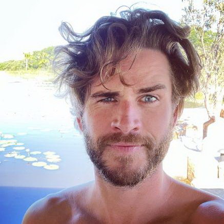     Калеб Ландри Джонсон и Лиам Хемсворт снимутся в эротическом триллере Пола Шредера