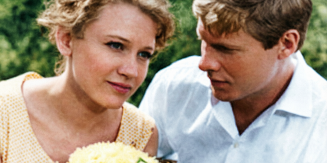 Ушла от мужа-лентяя с детским горшком, сыном и костылями в руках. Как жила звезда "Женщин" Галина Яцкина