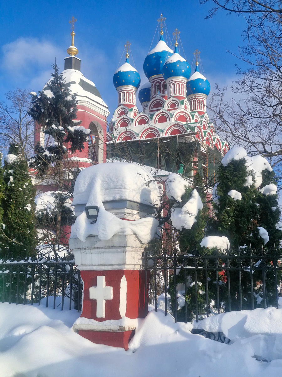 Тихвинский храм. Фото автора.