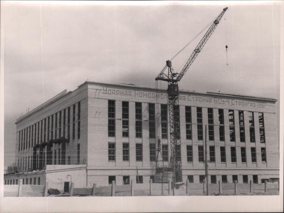    Сажевый завод. 1961 г.. Источник: goskatalog.ru, архив АГКМ, Каманин С.И.