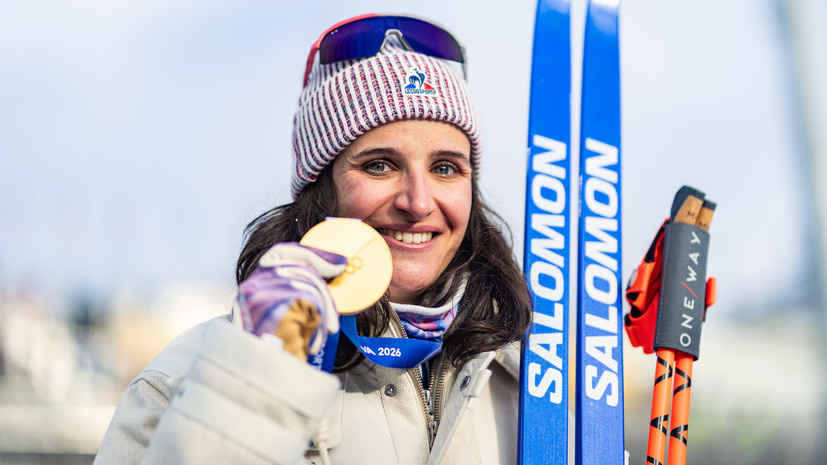     Французская биатлонистка Жулия Симон взяла две золотые медали на Олимпийских играх-2026 Gettyimages.ru Grega Valancic