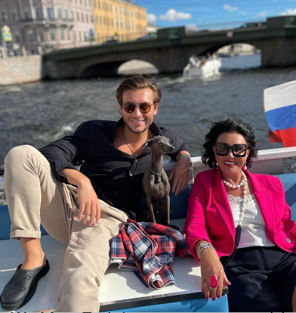    Артистку и Сергея Рябова часто видели вместе - и на работе, и во время отдыха. Фото: Личная страница Сергея Рябова в соцсети