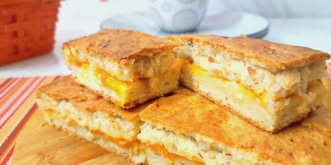 Давно обещала этот рецепт!Пирог к чаю с вареньем