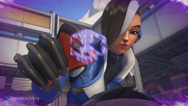    Буп! Сомбра в облике «Агент Коломар»