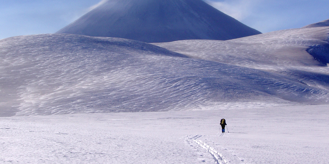Извержение. Вулкан Ключевской, март 2005 г.