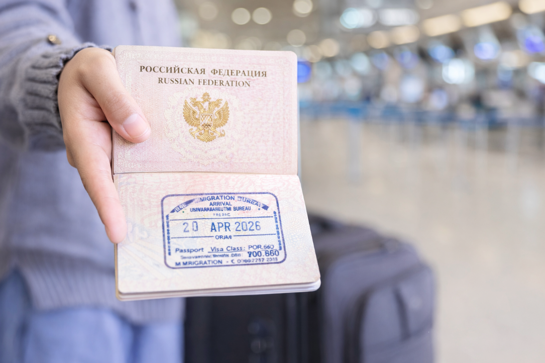 У нашего Иван Иваныча вот такой паспорт. Странный, да. Но что же хочешь от искусственного интеллекта?