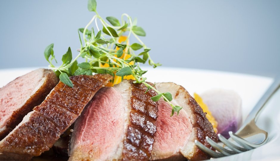 Самый простой способ вкусно приготовить утиную грудку