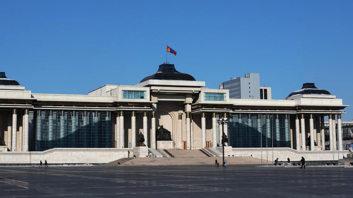 Дворец правительства Монголии в Улан-Баторе © Sputnik / Мария Плотникова