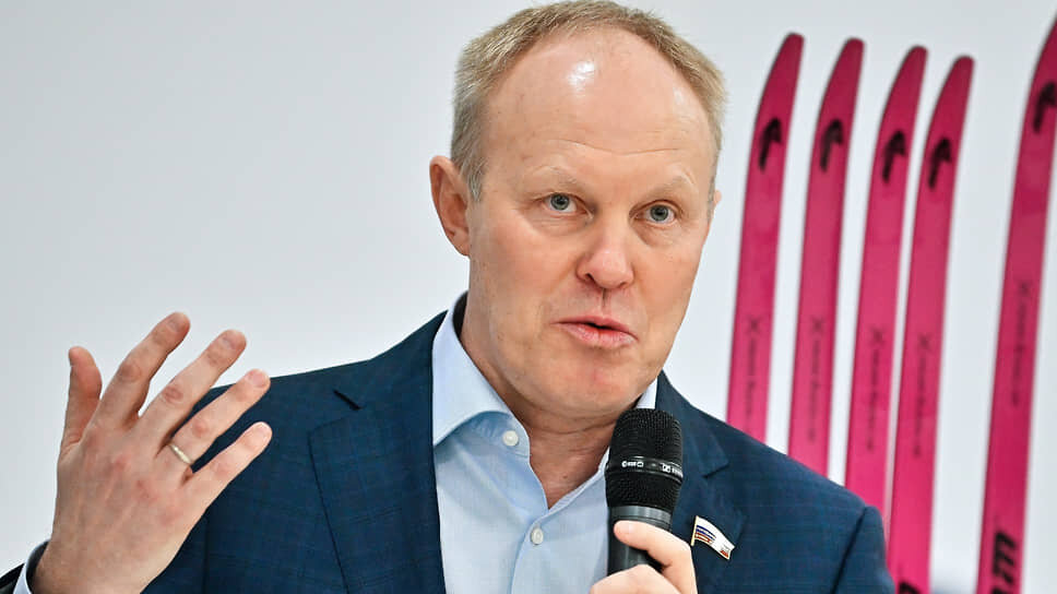 После сентябрьских выборов Госдума может лишиться двух знаменитых биатлонистов — Антона Шипулина и Сергея Чепикова (на фото).📷Фото: Иван Водопьянов / Коммерсантъ