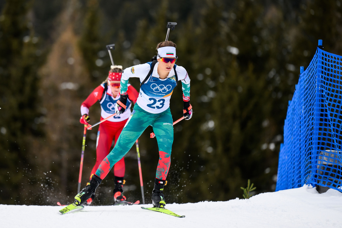 Лорва Христова на дистации индивидуальной гонки в биатлоне. фото: яндекс.
