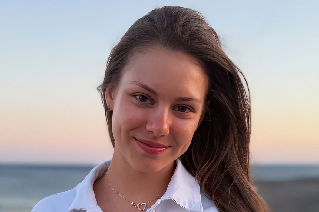 Лора Христова, 22 года.  фото: яндекс.